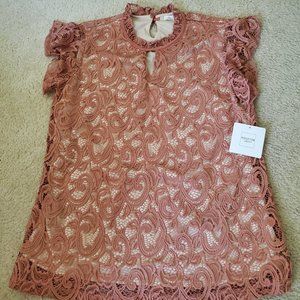 NWT Womens sleeveless blouse